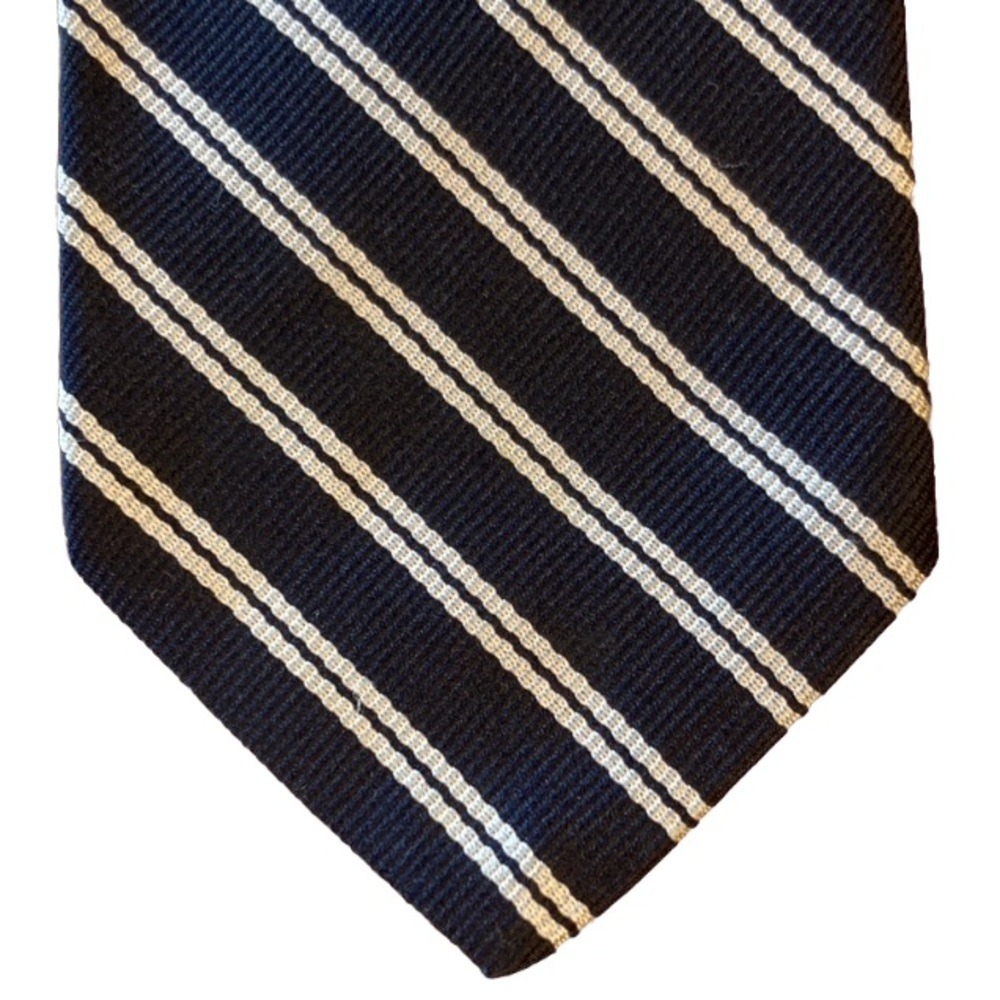 Prince Consort Golden Clasp Modern Preppy Mens Navy Blue White Striped Necktie